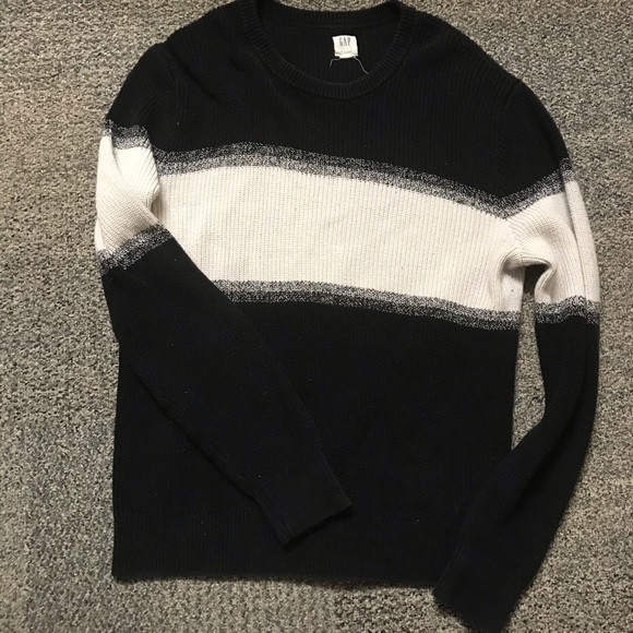 GAP Sweaters - Gap White & Black Sweater